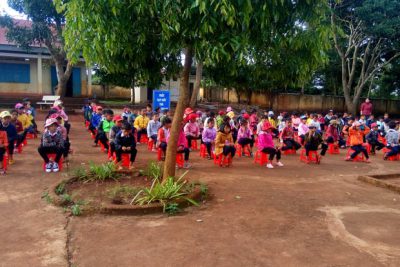 Hưởng ứng tháng An toàn giao thông vừa qua vào ngày 14 tháng 10 năm 2019. Trường TH Y Ngông rất vui được đón các cô chú Ban An toàn giao thông của thị xã Buôn Hồ đã về tuyên truyền công tác An toàn giao thông tại Liên đội Năm học 2019 – 2020