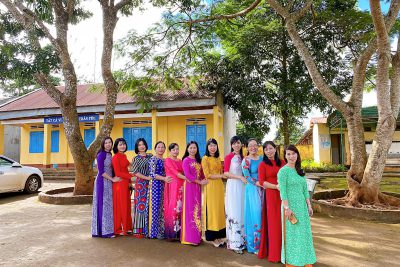 Ngày 20/10/2020 Trường Tiểu học Y Ngông tổ chức Hội nghị Cán bộ – Công chức – Viên chức – Người lao động năm học 2020 – 2021